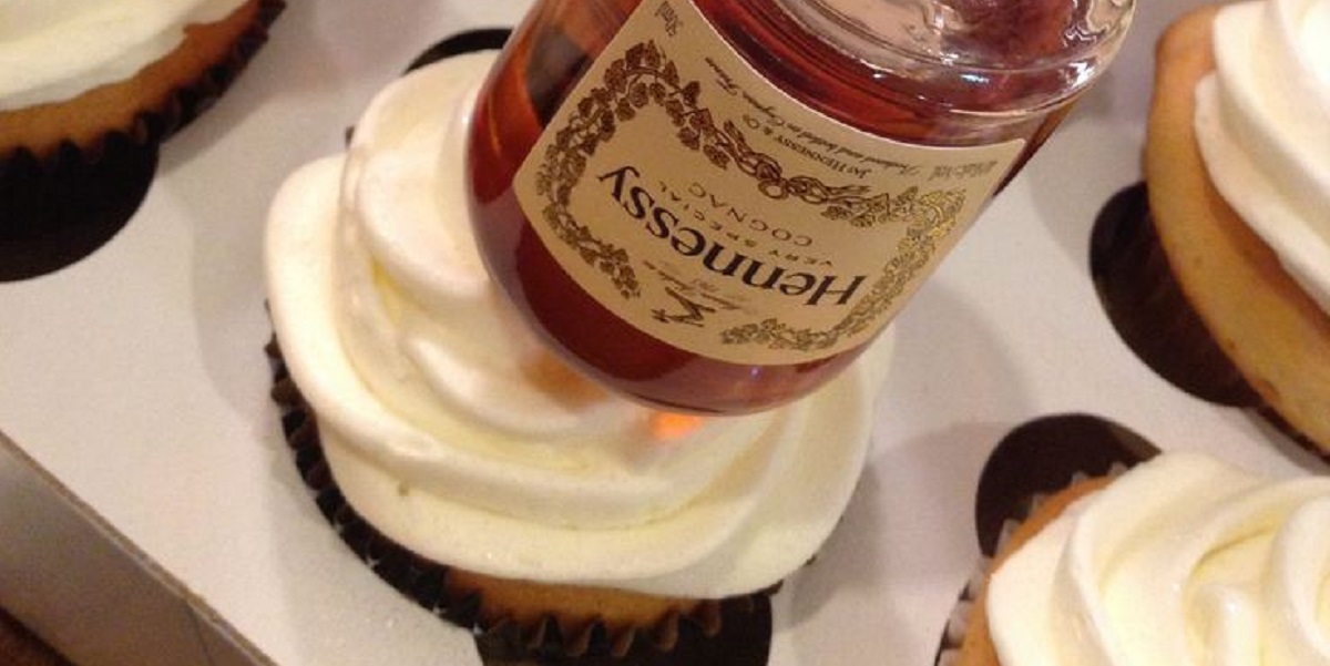 конфеты, коньяк, спирт, кондитерская